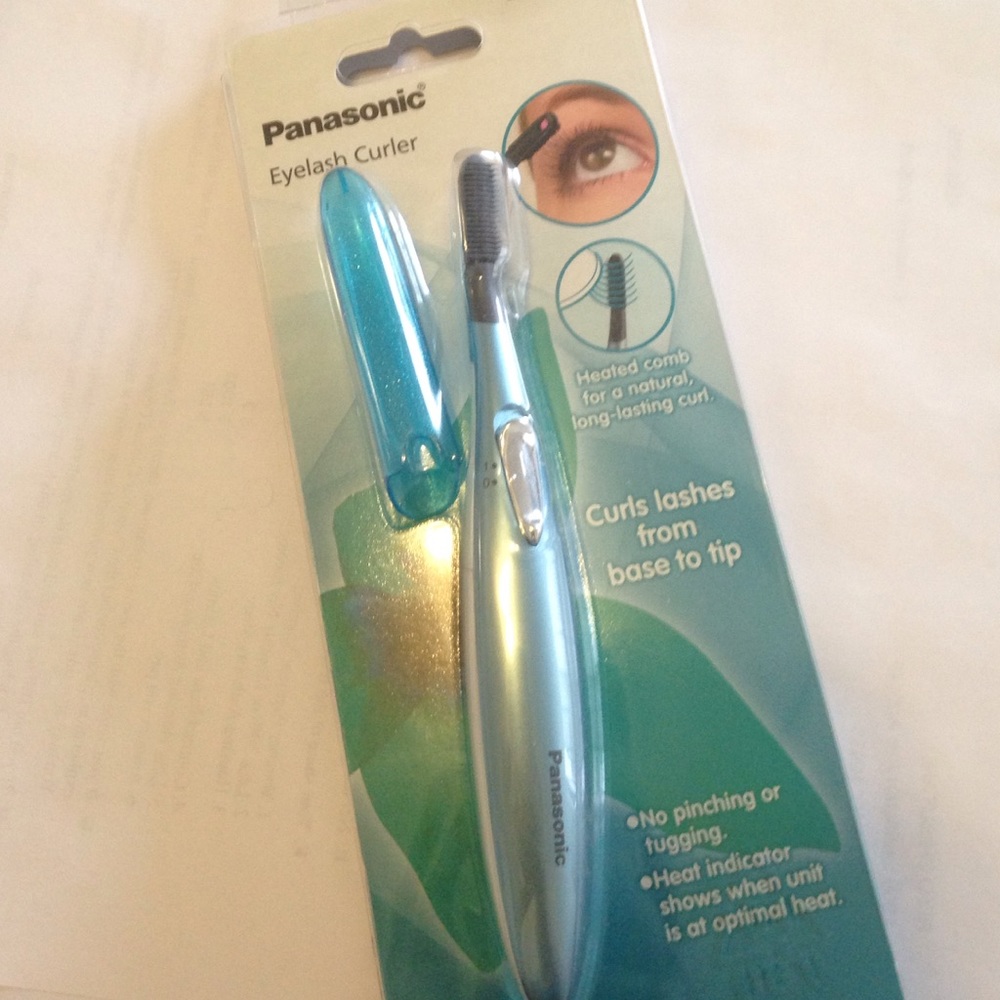 Eyelash curler heated comb
